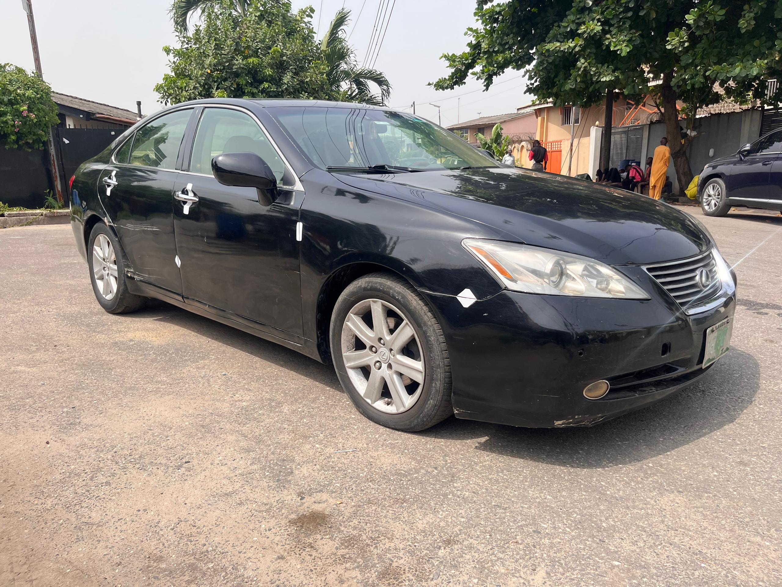 Lexus ES 350, Black Sedan — photo 2