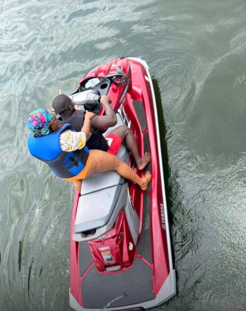 Yamaha Jet Ski, Red