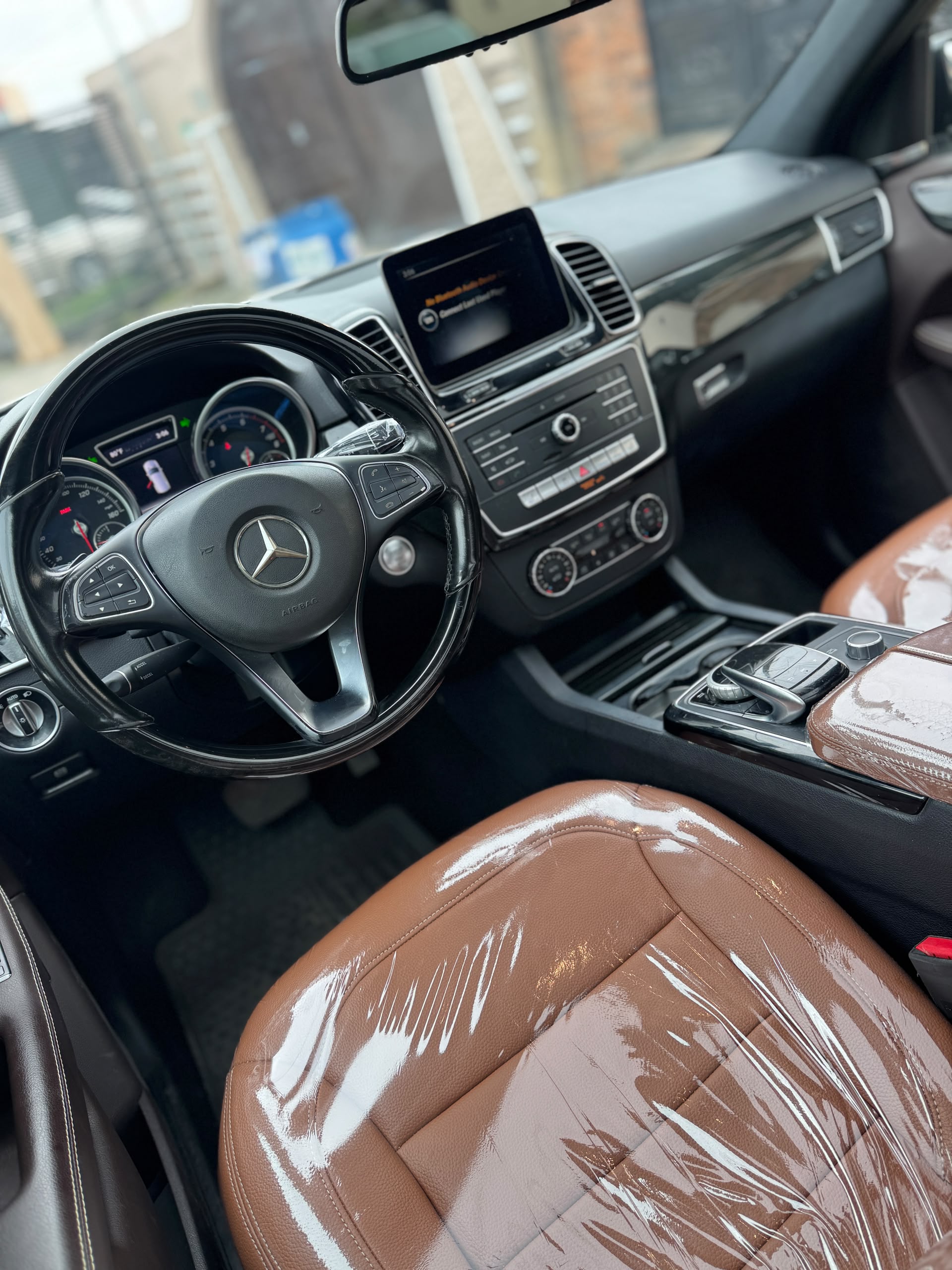 Mercedes-Benz GLE 350 White SUV for Sale — photo 7