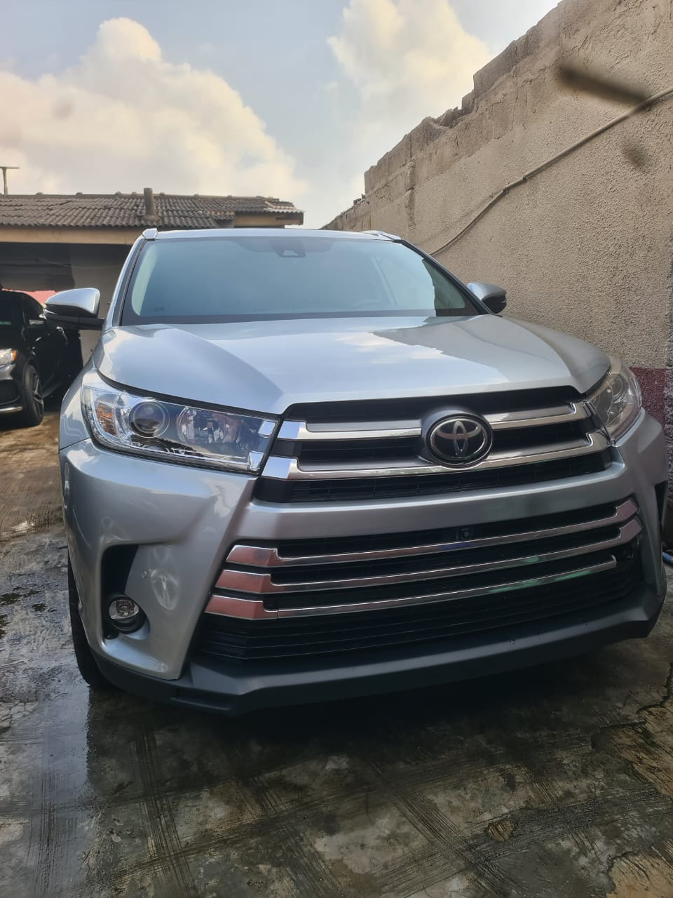 Toyota Highlander Silver SUV LIMITED EDITION