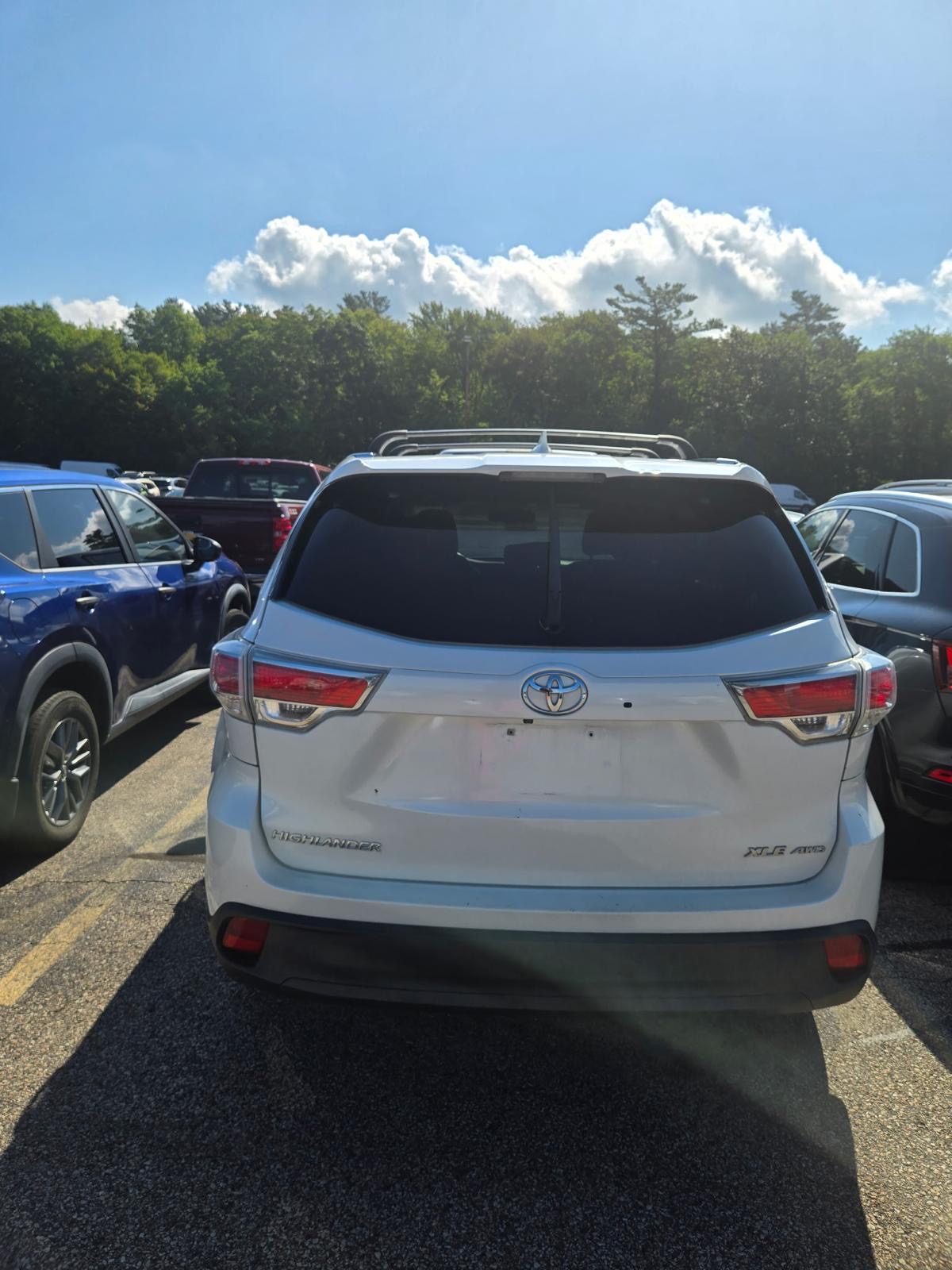 For sale 2015 Highlander XLE — photo 8
