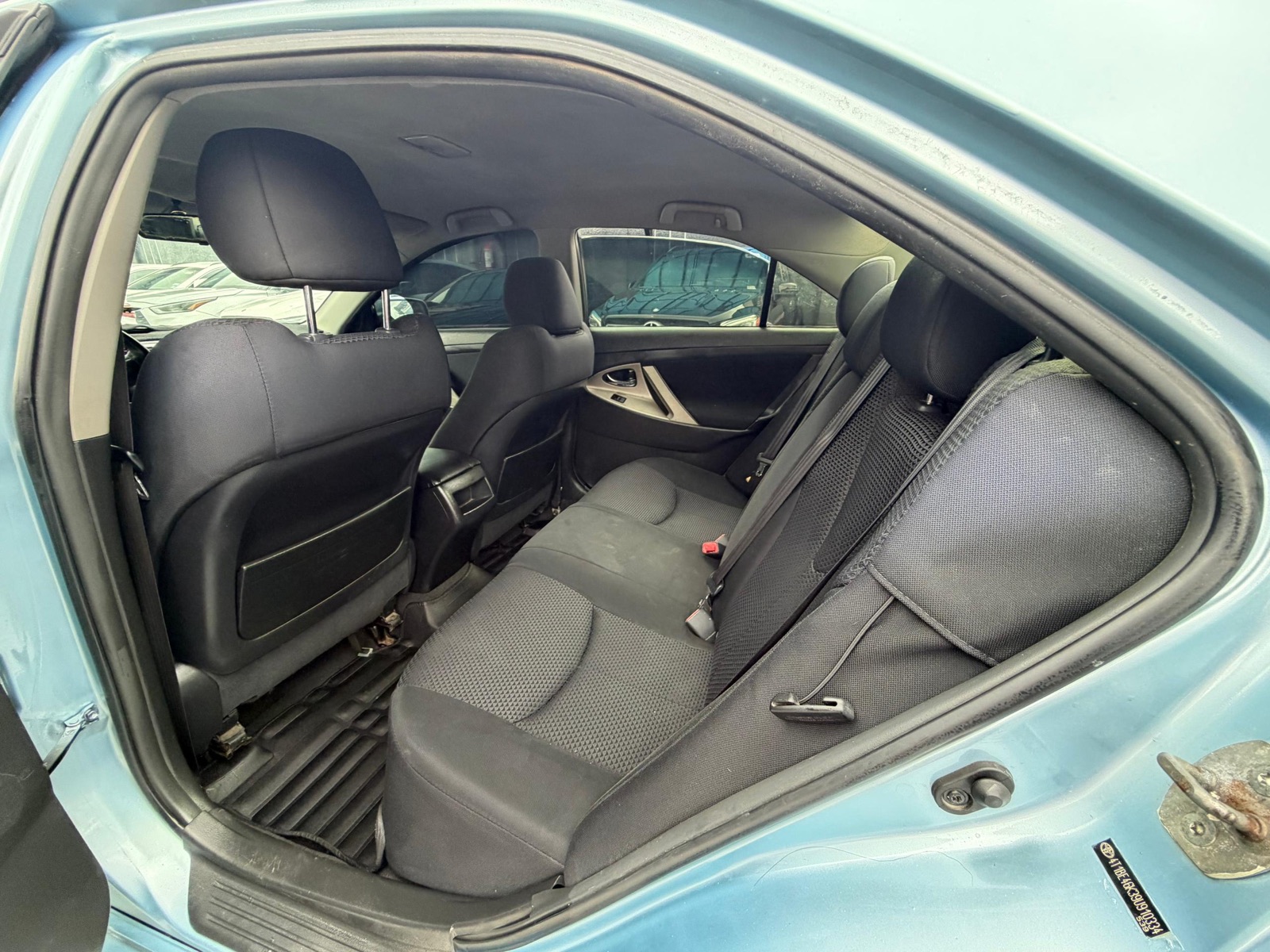 Fairly used 2009 Toyota Camry Blue Sedan with Alloy Wheels