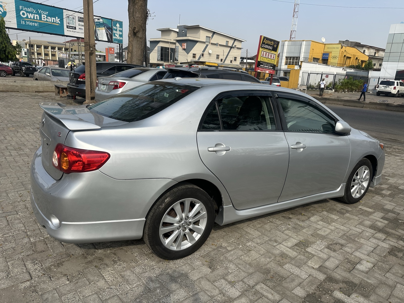 For sale 2010 Corolla sport edition — photo 8