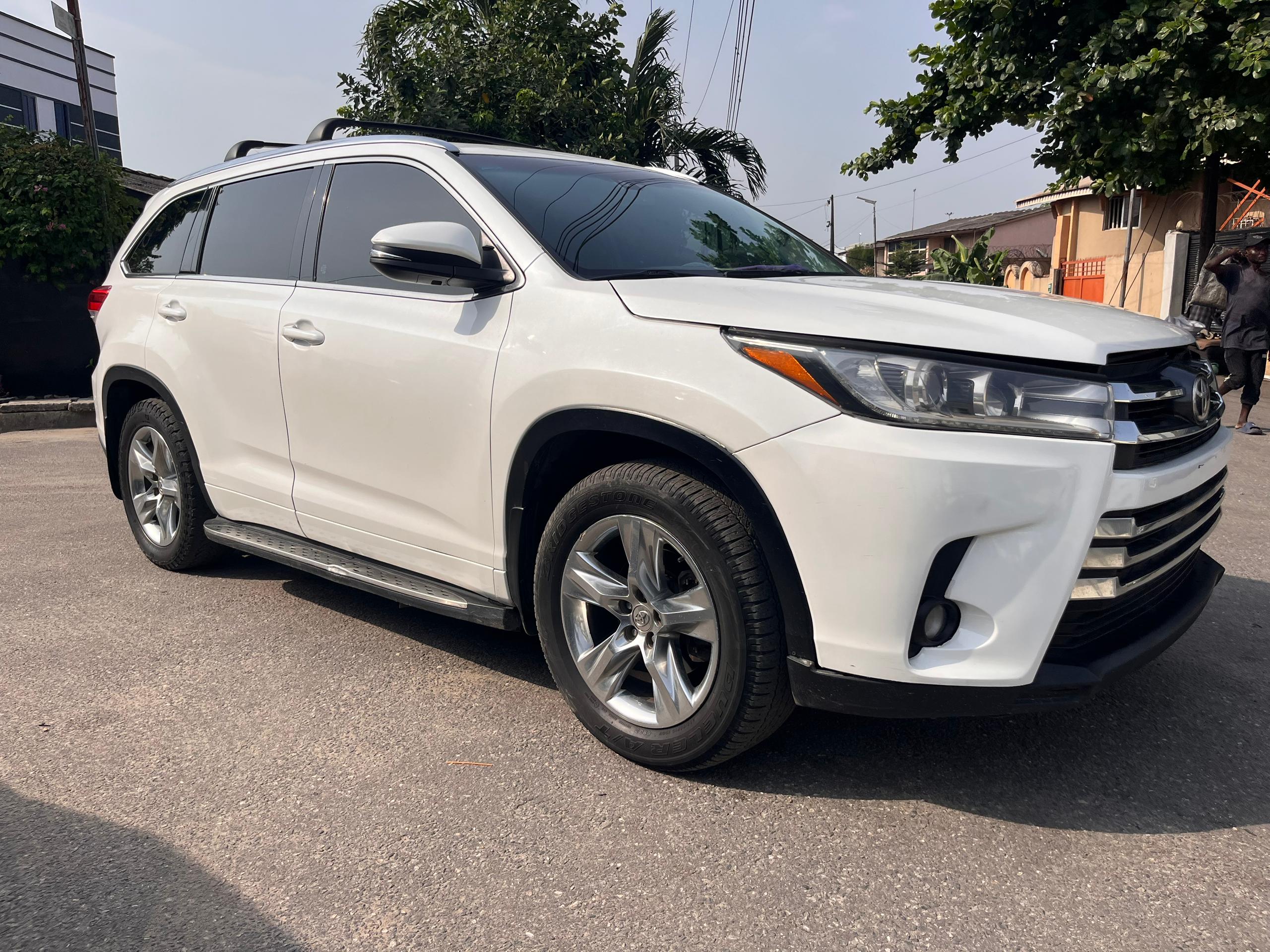 2016 TOYOTA HIGHLANDER SUV LIMITED EDITION AWD — photo 2