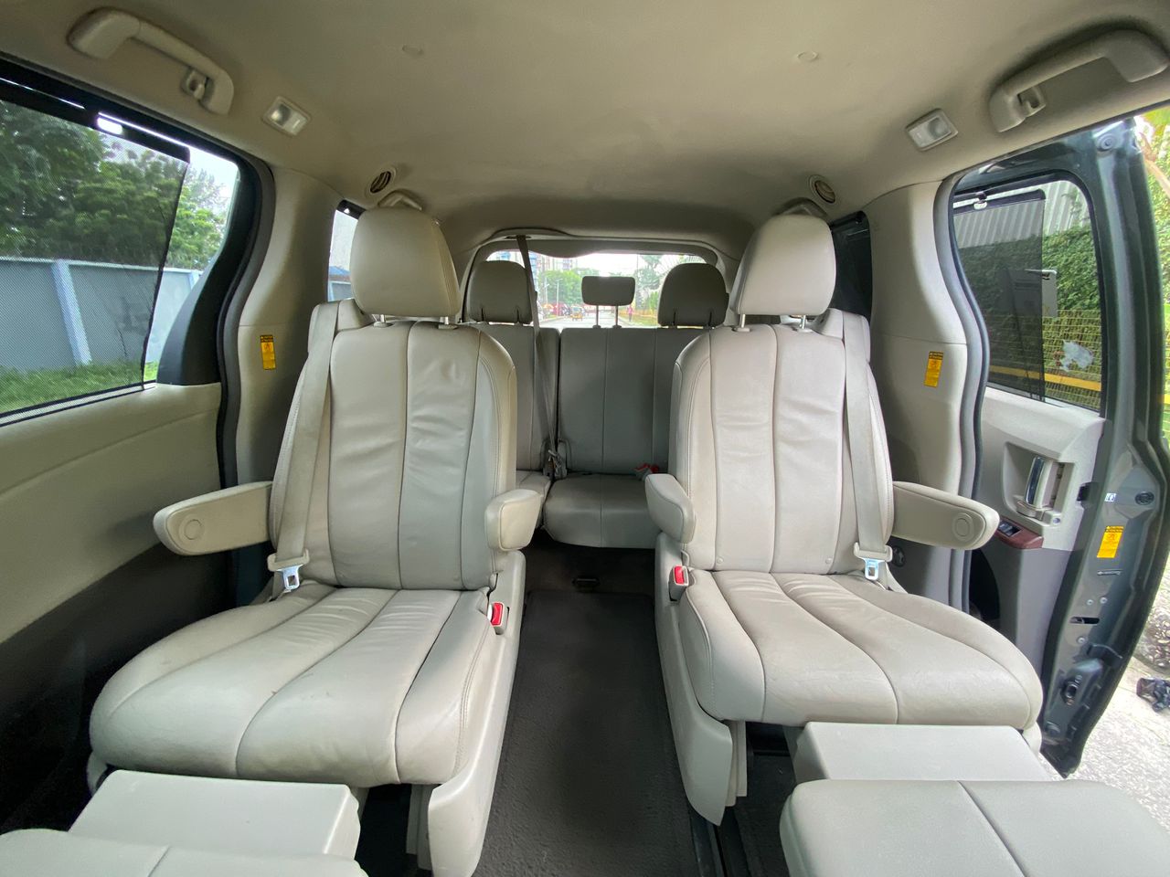 Toyota Sienna XLE AWD, Dark Grey Minivan