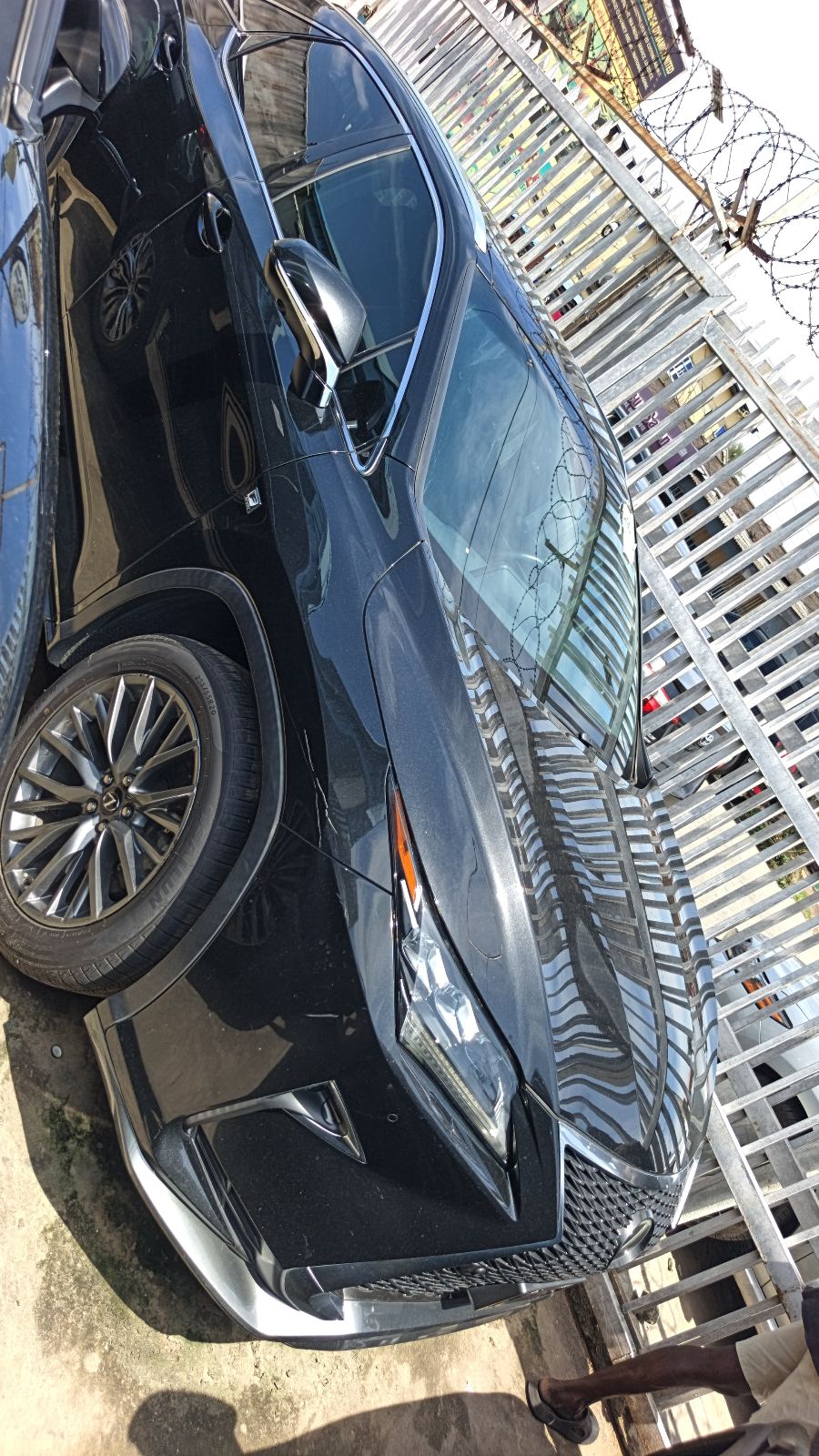 Lexus RX 350 F Sport, black on black SUV
