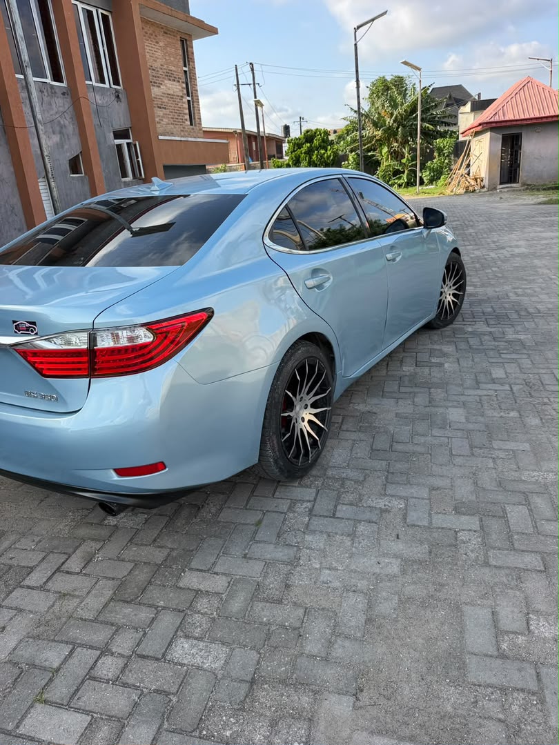Lexus ES 350 Sedan, Light Blue