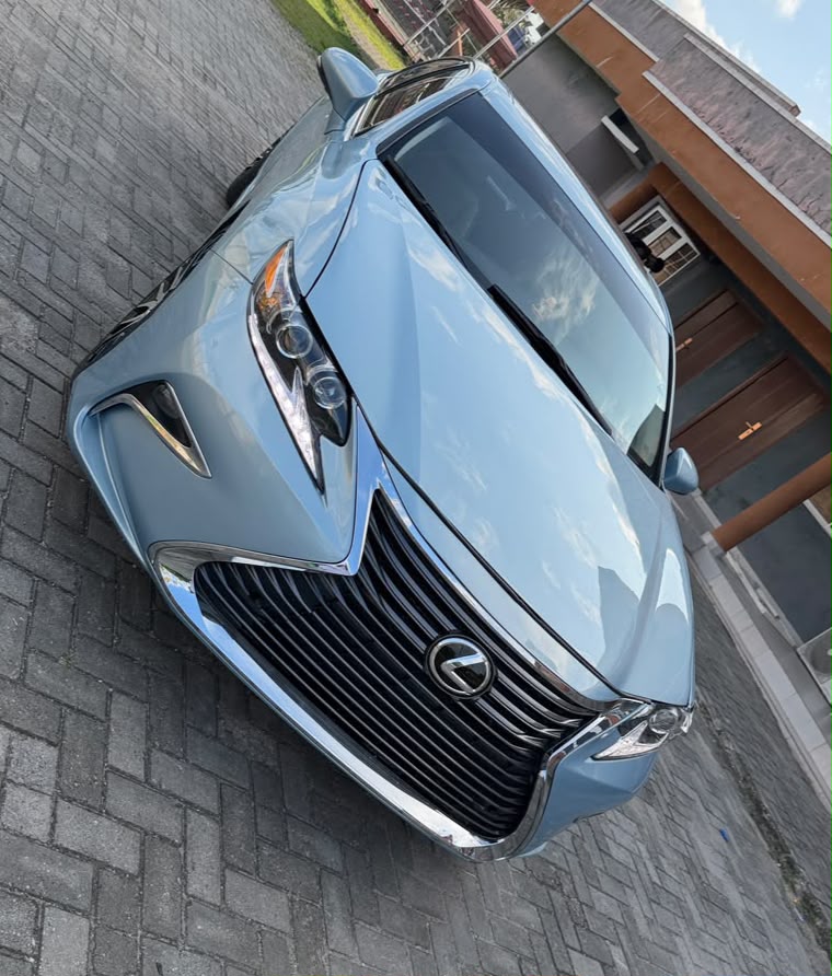 Lexus ES 350 Sedan, Light Blue