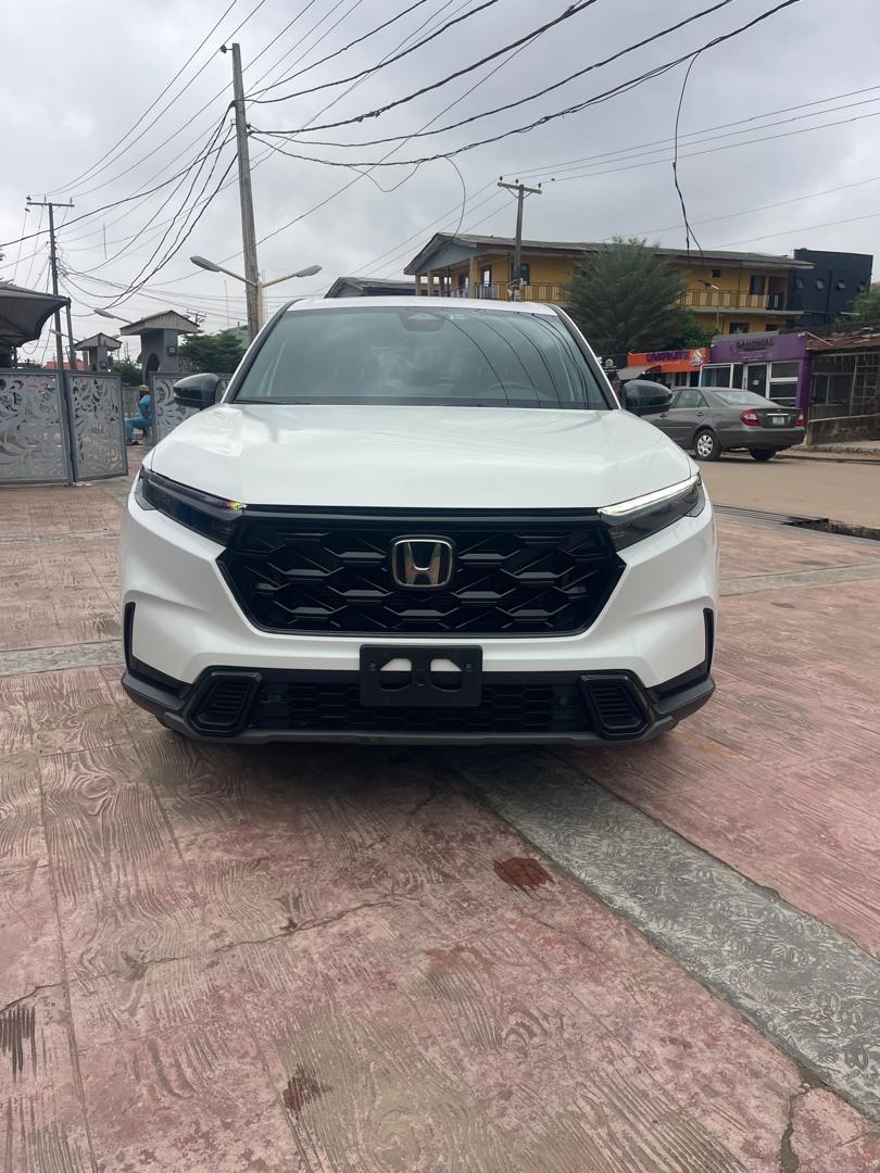 Honda CR-V White SUV with Black Rims