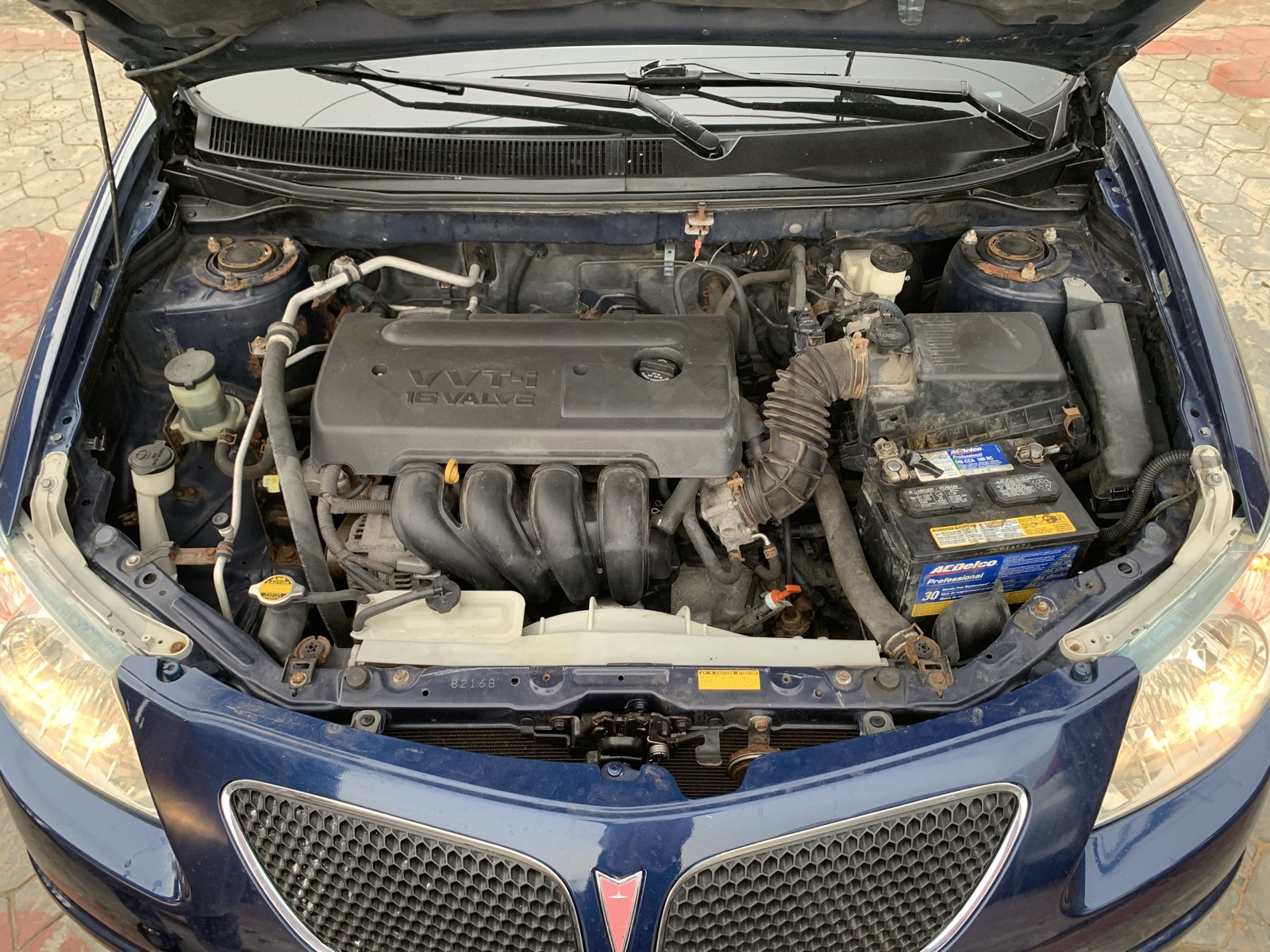 2006 Pontiac Vibe Blue Hatchback for Sale