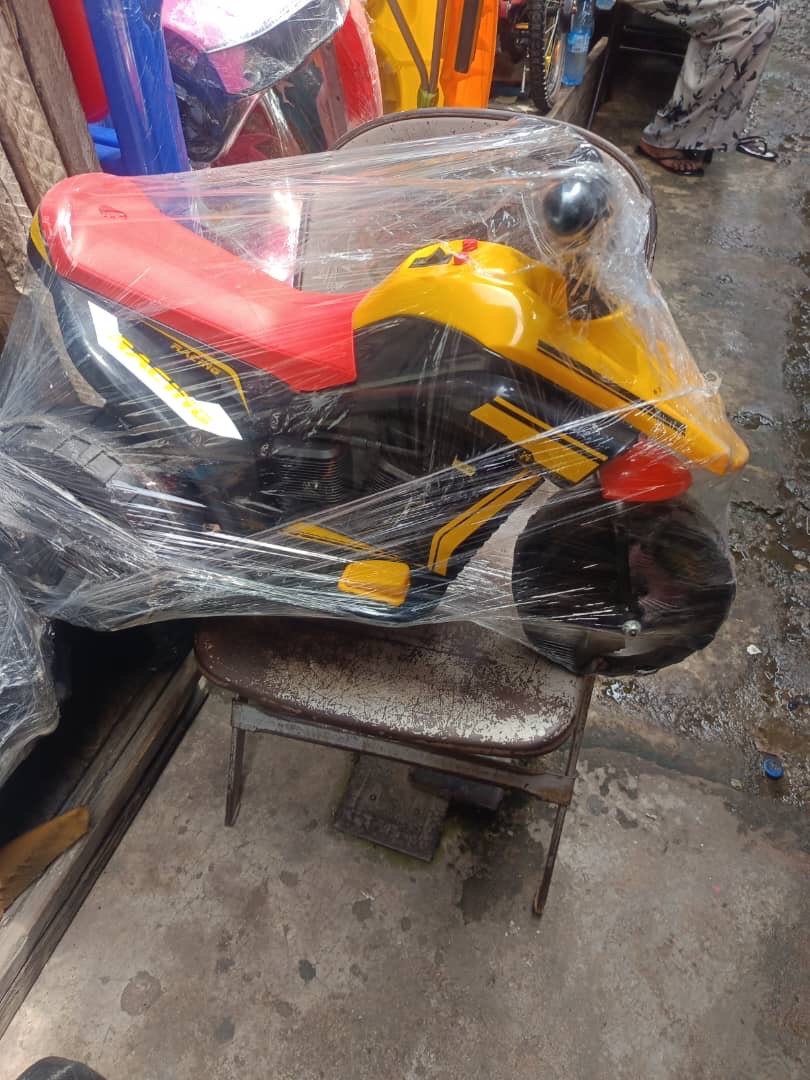 Kids Scooter (Yellow)