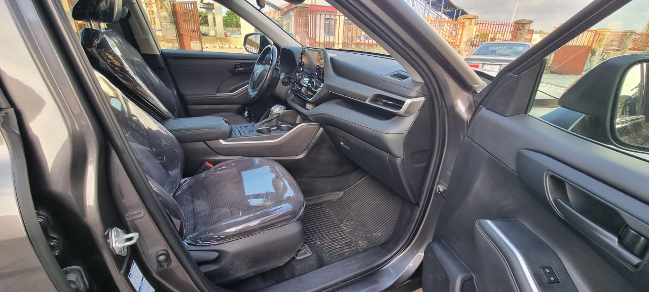 2023 Toyota Highlander Dark Grey SUV for Sale