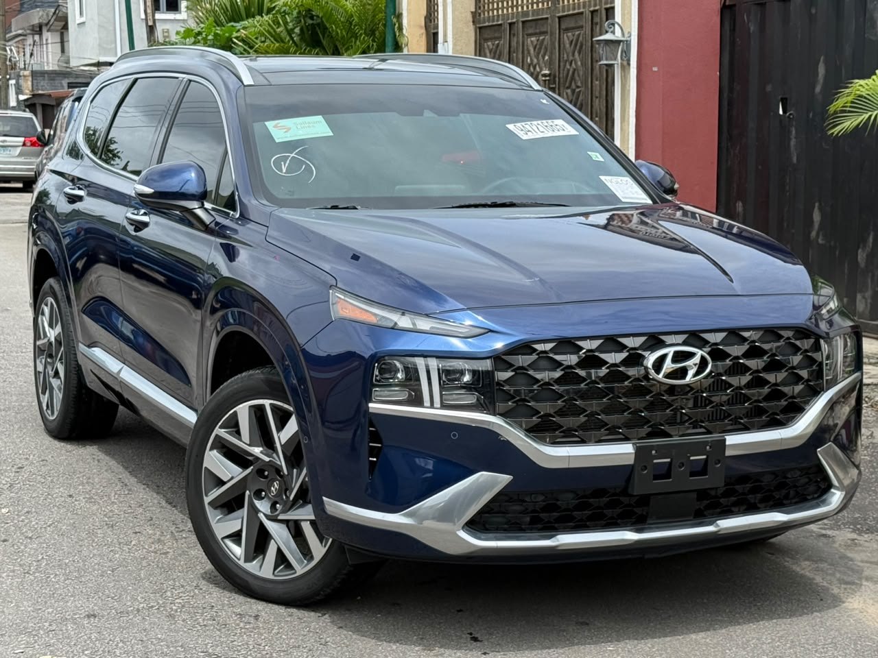 Hyundai Santa Fe 2.5T Hybrid SUV, Blue