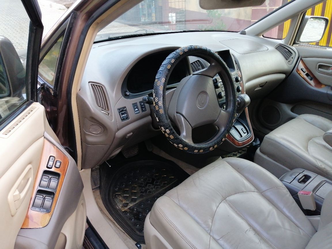 2003 Lexus RX 300 Gold SUV with Sunroof