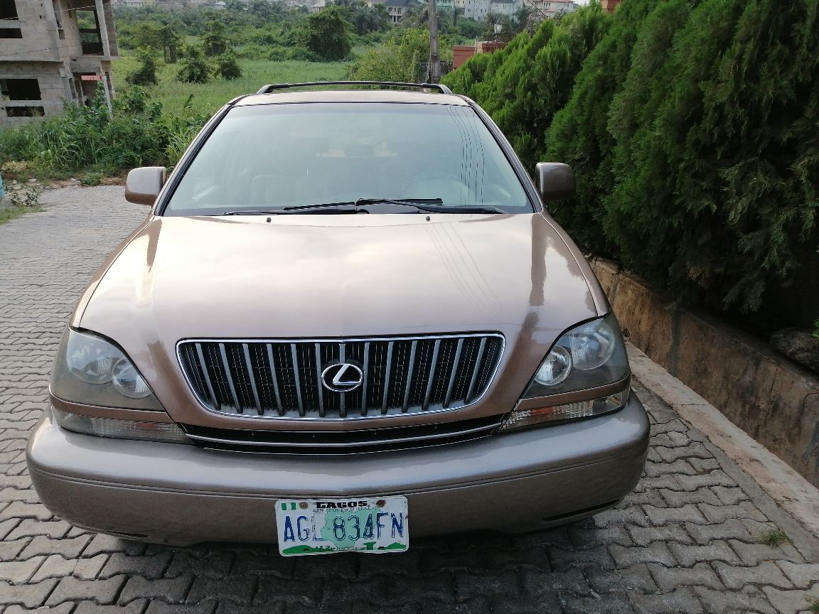 2003 Lexus RX 300 Gold SUV with Sunroof