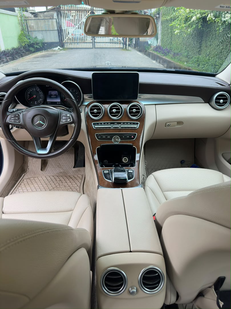 Mercedes-Benz C-Class Sedan, Dark Blue — photo 8