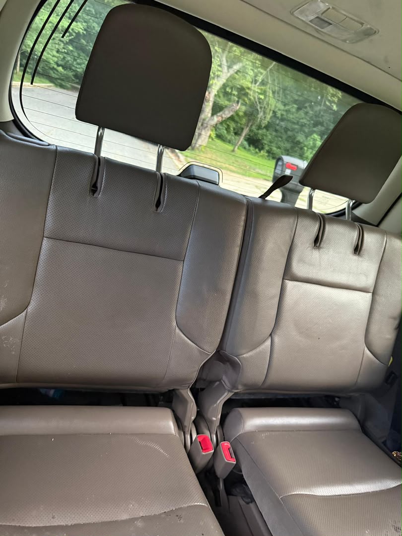 Lexus GX450 SUV, Dark Grey — photo 3