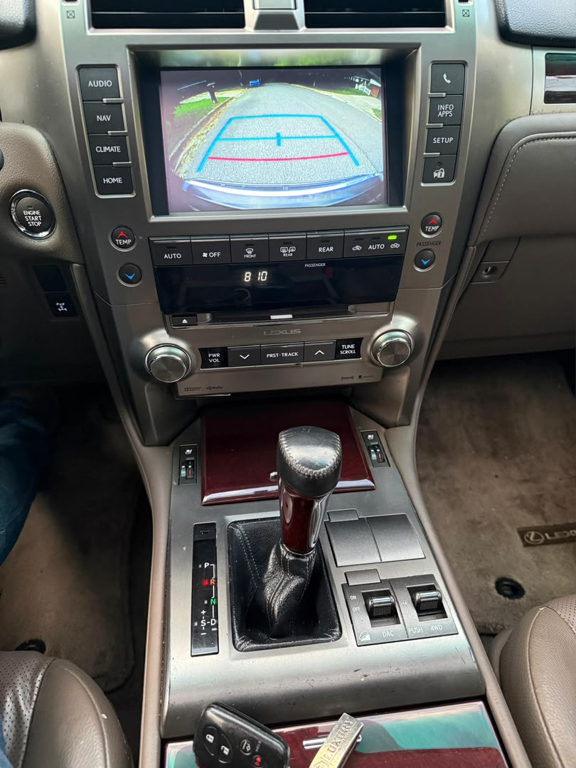 Lexus GX450 SUV, Dark Grey — photo 10
