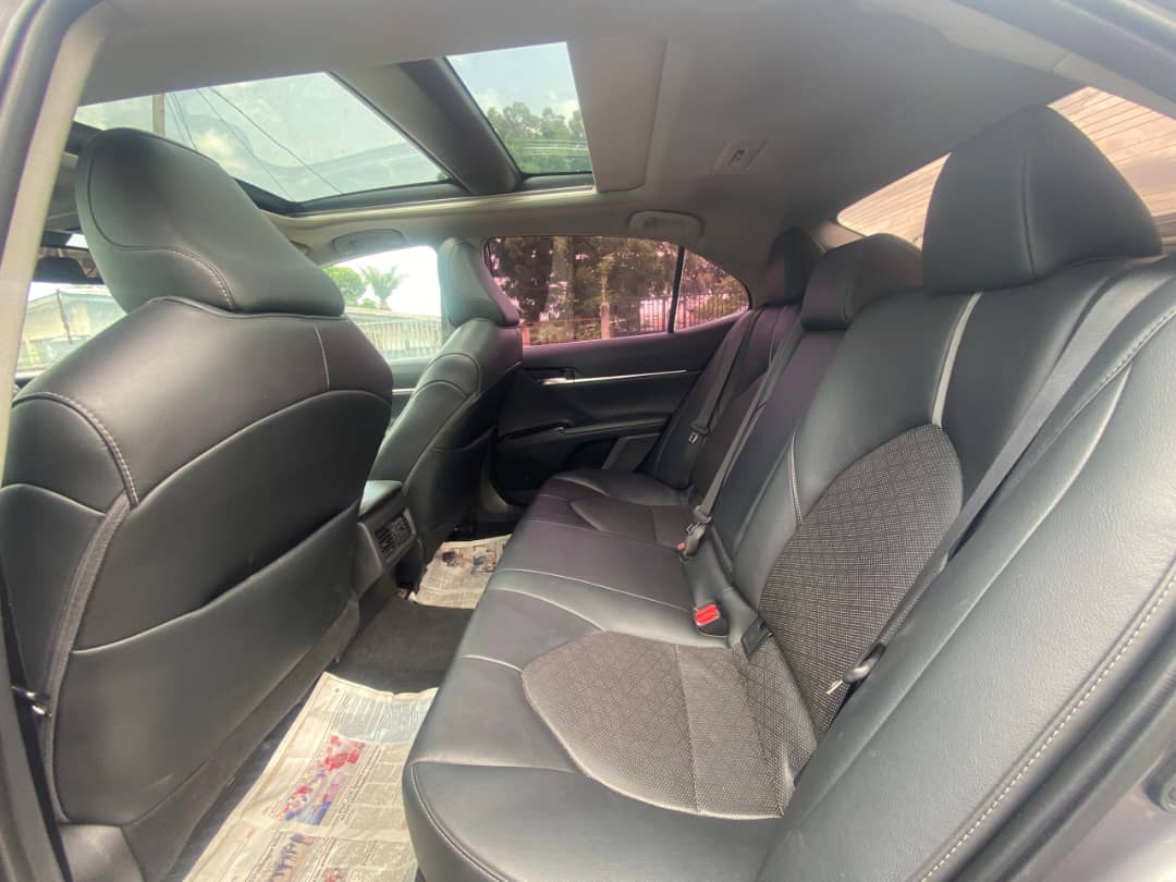 Toyota Camry XSE, Dark Grey Sedan