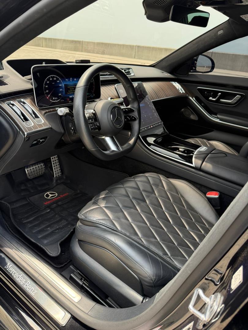 Mercedes-Benz S-Class Sedan, Black — photo 2