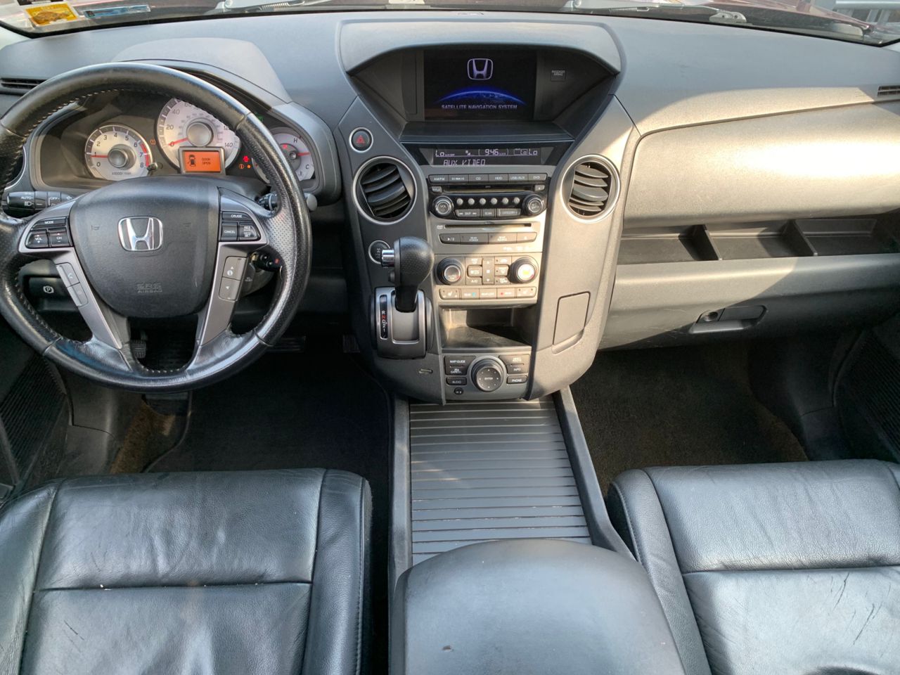 Honda Pilot SUV, Black Interior