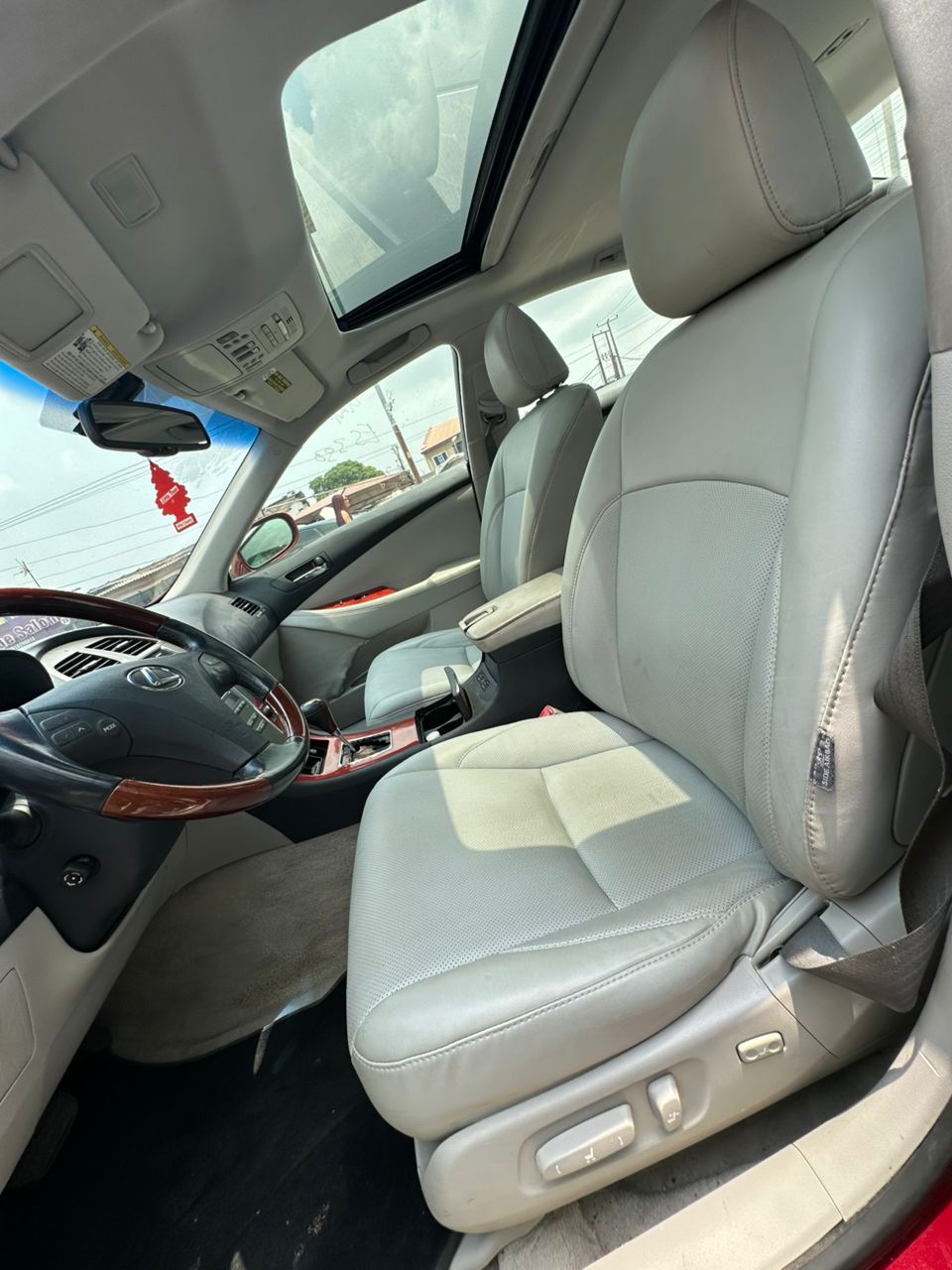 Lexus ES 350 Red Sedan