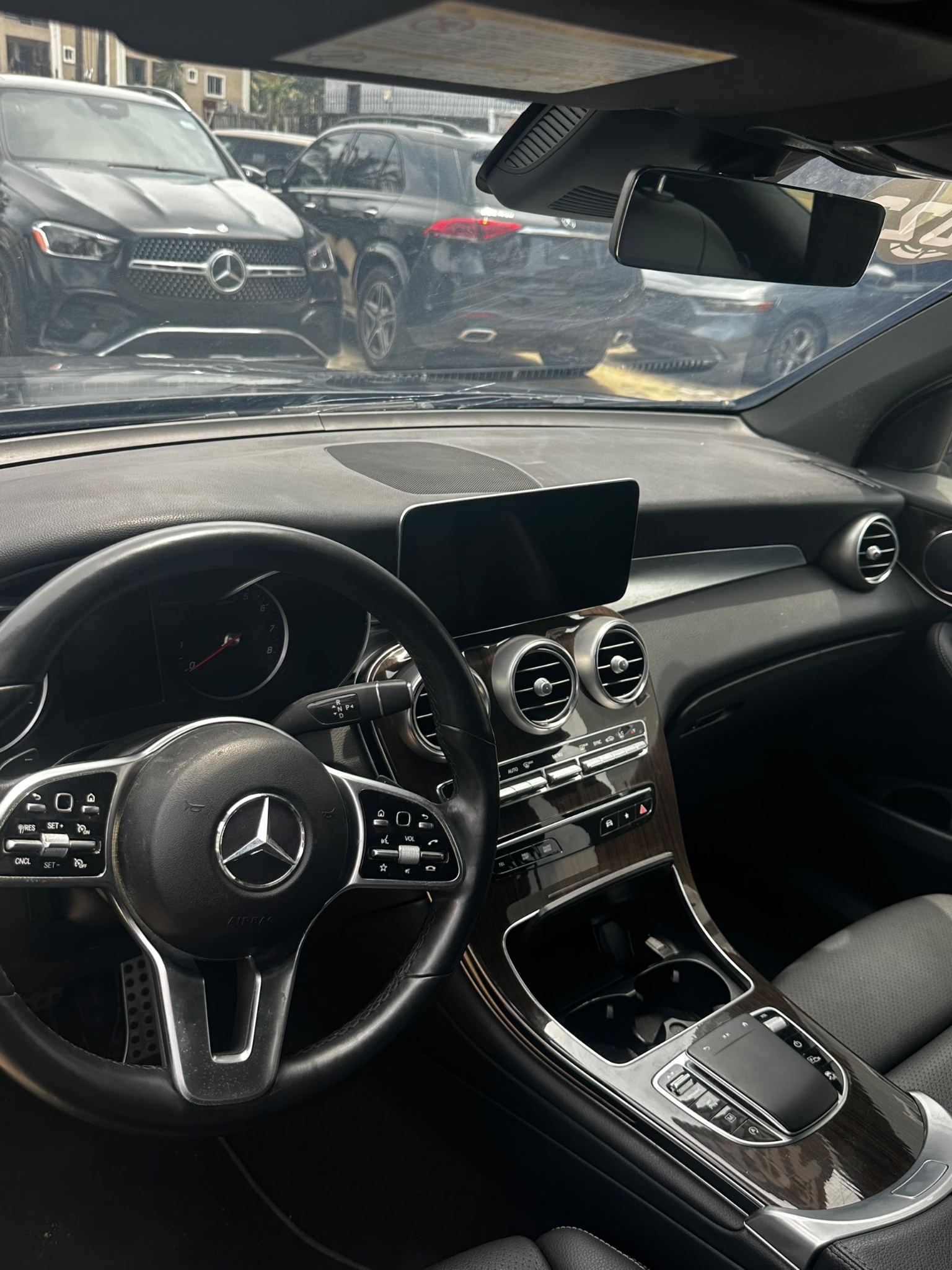 Mercedes-Benz GLC 300 2022 Blue SUV GLC300