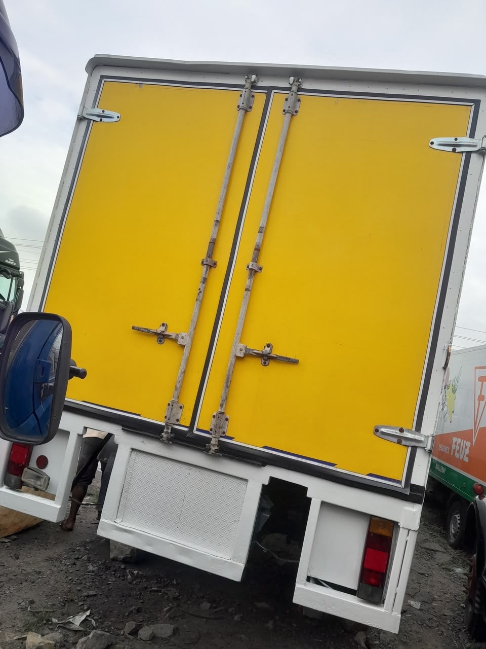Volvo FL6 Intercooler Truck 2004