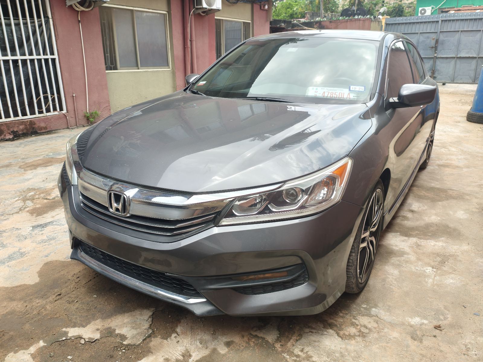 Honda Accord Sedan, Dark Grey