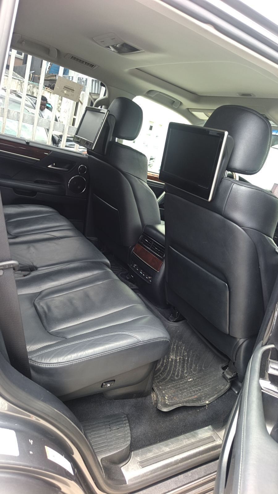 Lexus LX 570, Grey SUV for Sale
