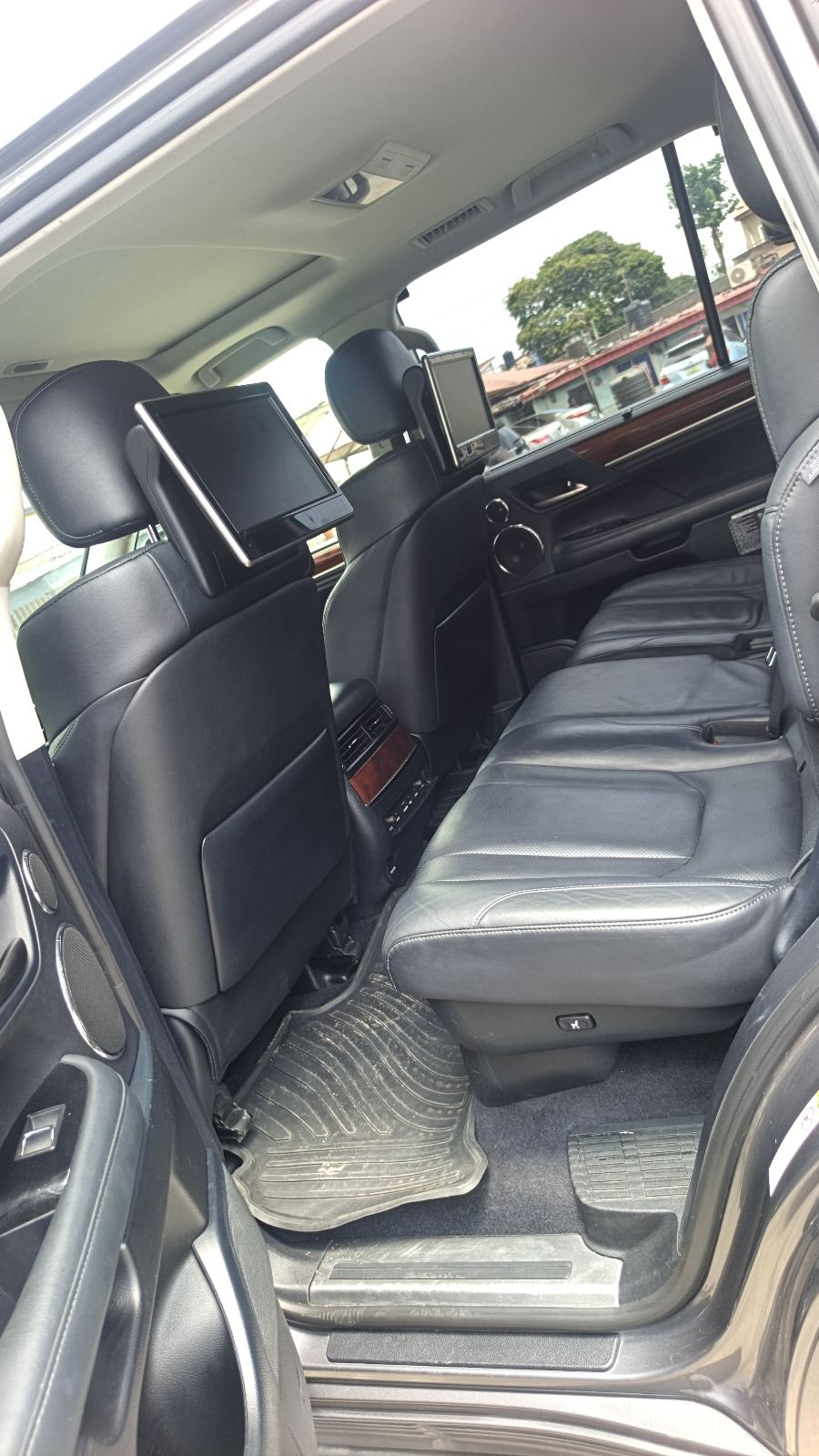 Lexus LX 570, Grey SUV for Sale