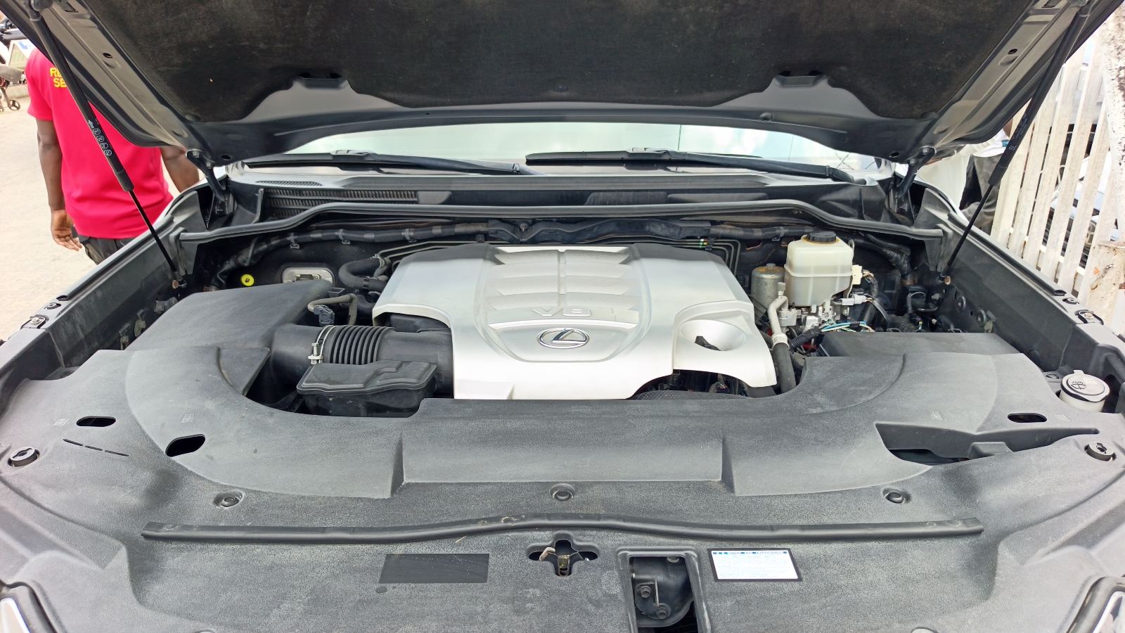 Lexus LX 570, Grey SUV for Sale