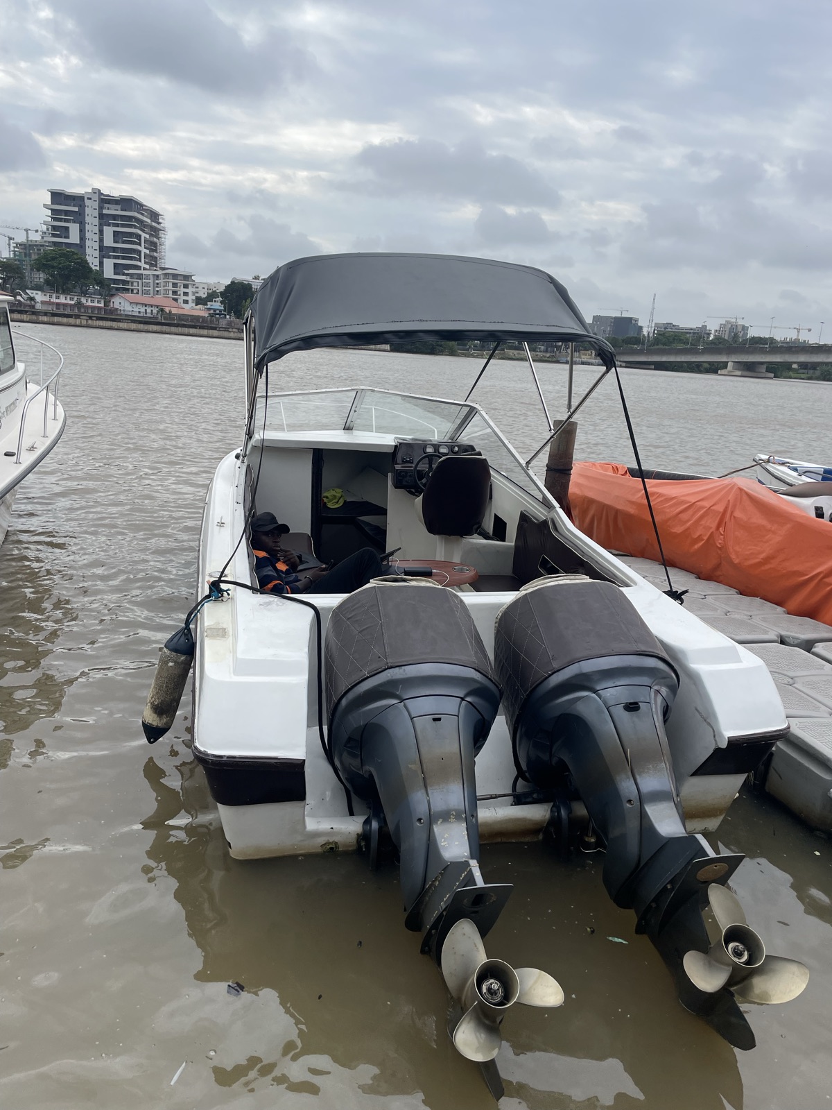 Speed Boat for Rent with Twin Engines