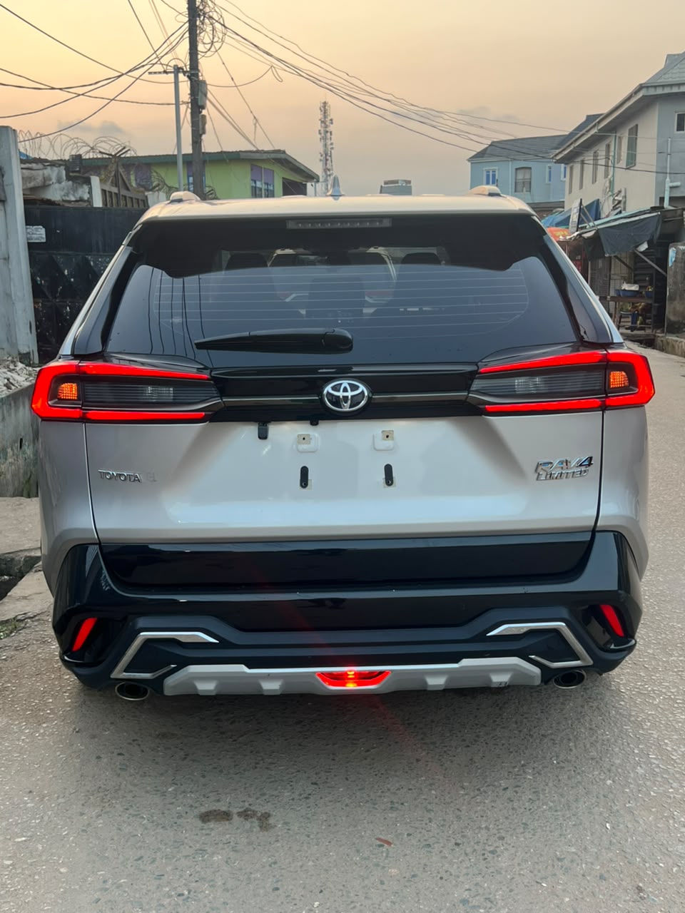 2024 TOYOTA RAV4 LIMITED EDITION — photo 8