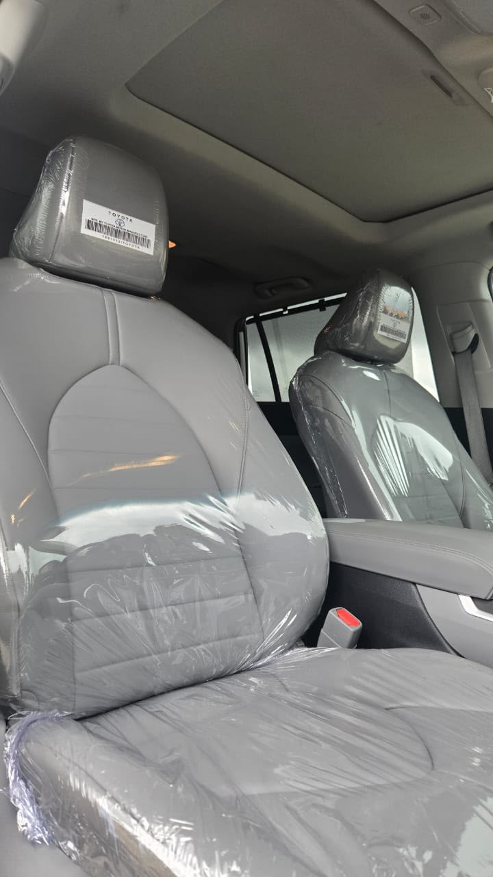 Toyota Highlander XLE White SUV for Sale