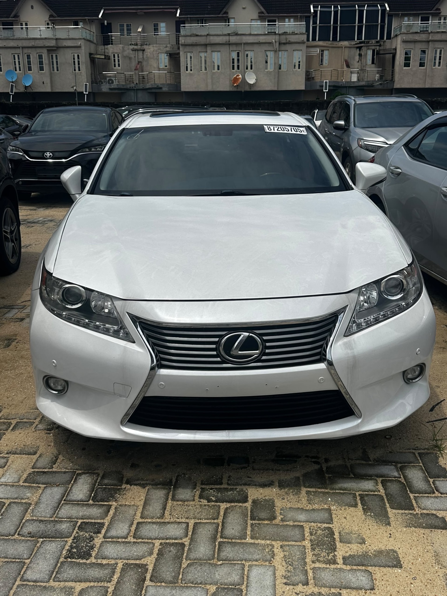 2014 Lexus ES 350 White Sedan