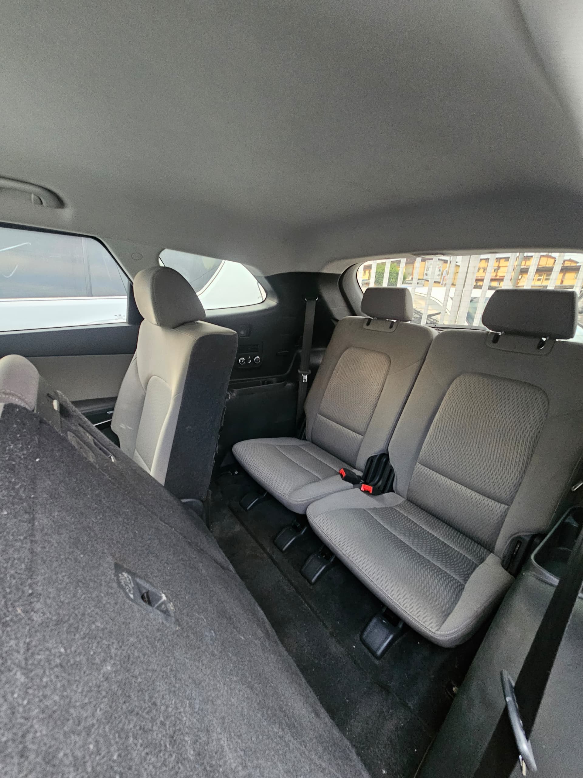 Hyundai Santa Fe SUV, Black with Roof Rails — photo 8
