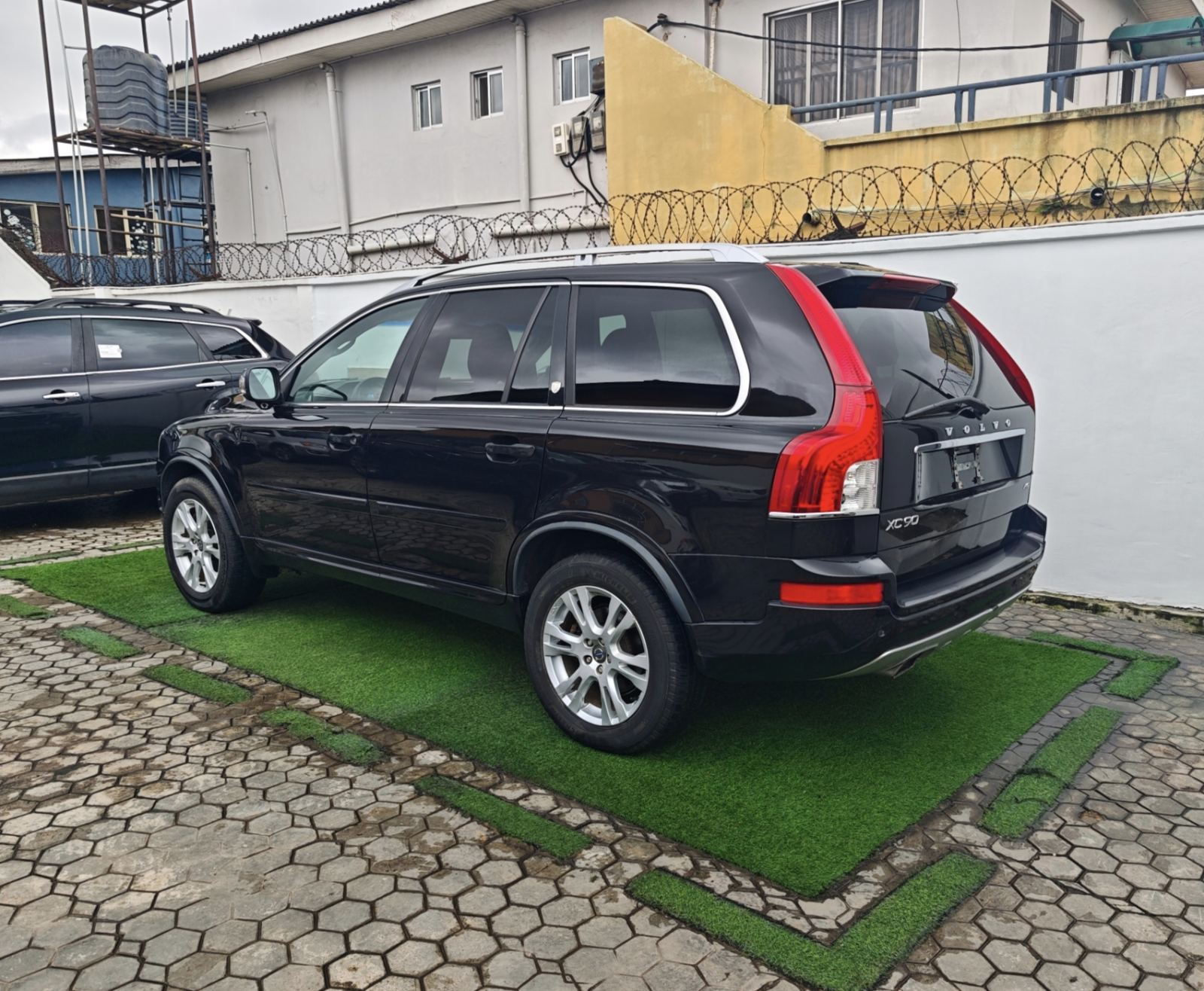 2013 Model Volvo XC90 Premium, Black