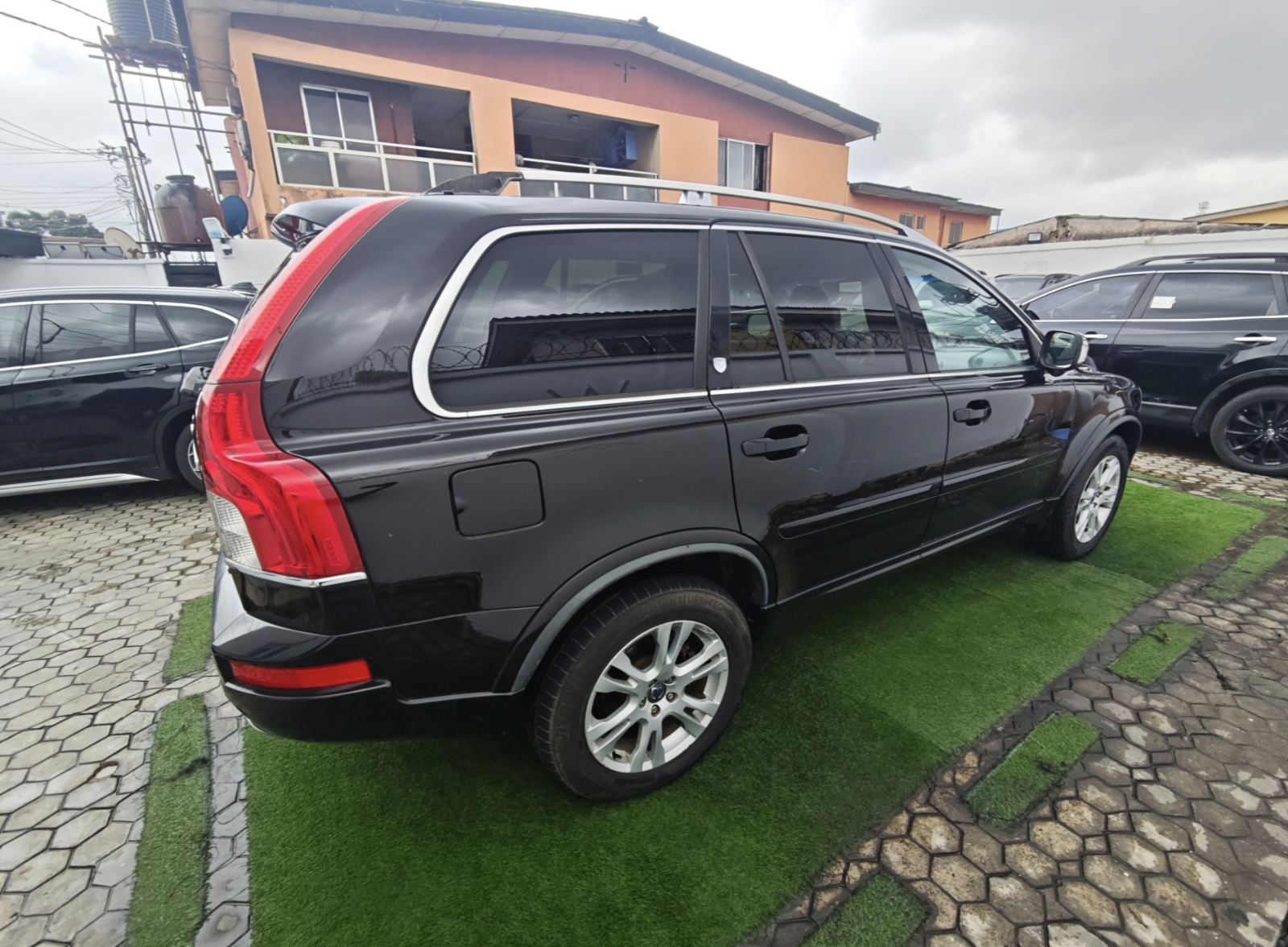 2013 Model Volvo XC90 Premium, Black