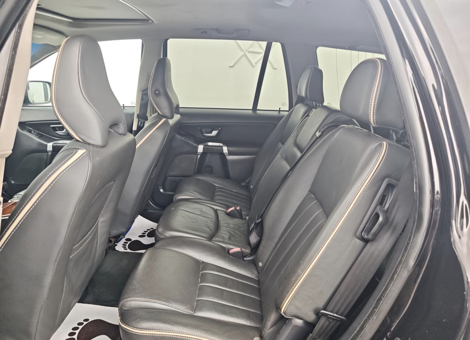 2013 Model Volvo XC90 Premium, Black