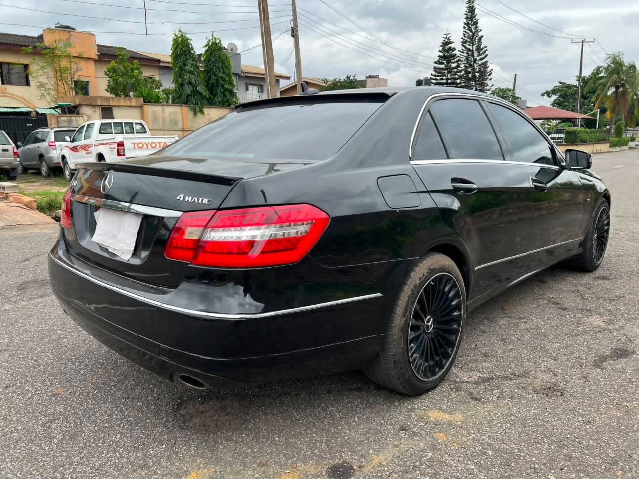 Mercedes Benz E350 Black