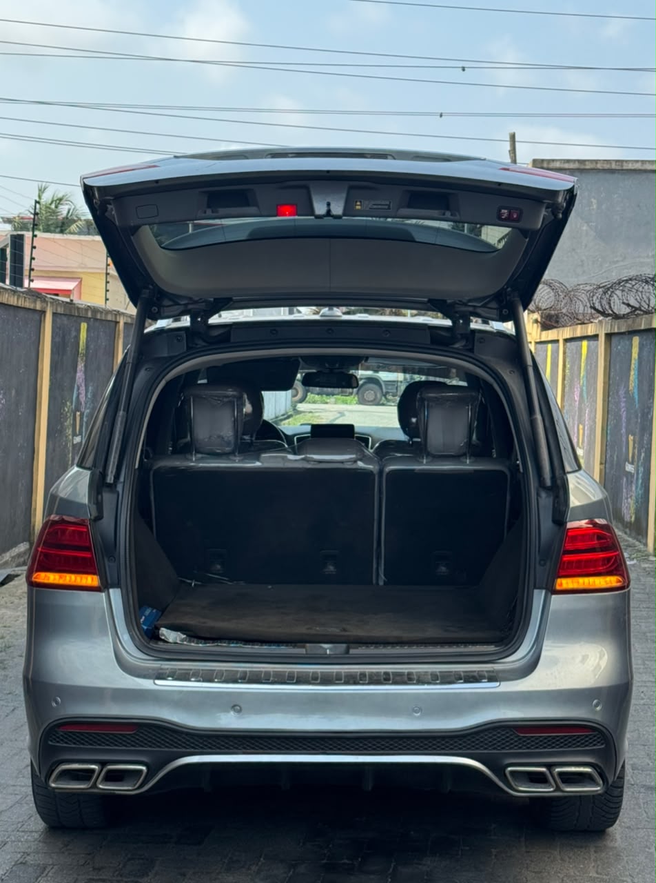 Mercedes-Benz GLE 350 4MATIC Silver SUV GLE350