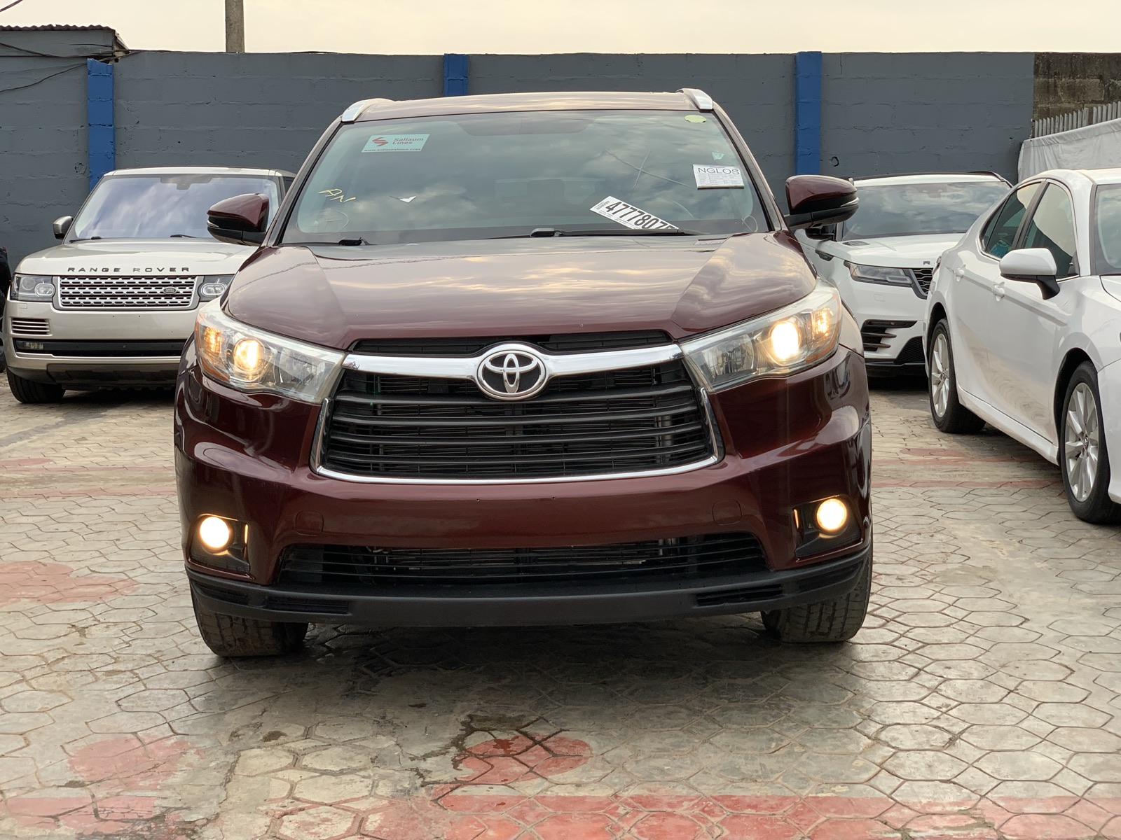 2016 Toyota Highlander Limited AWD, Red SUV