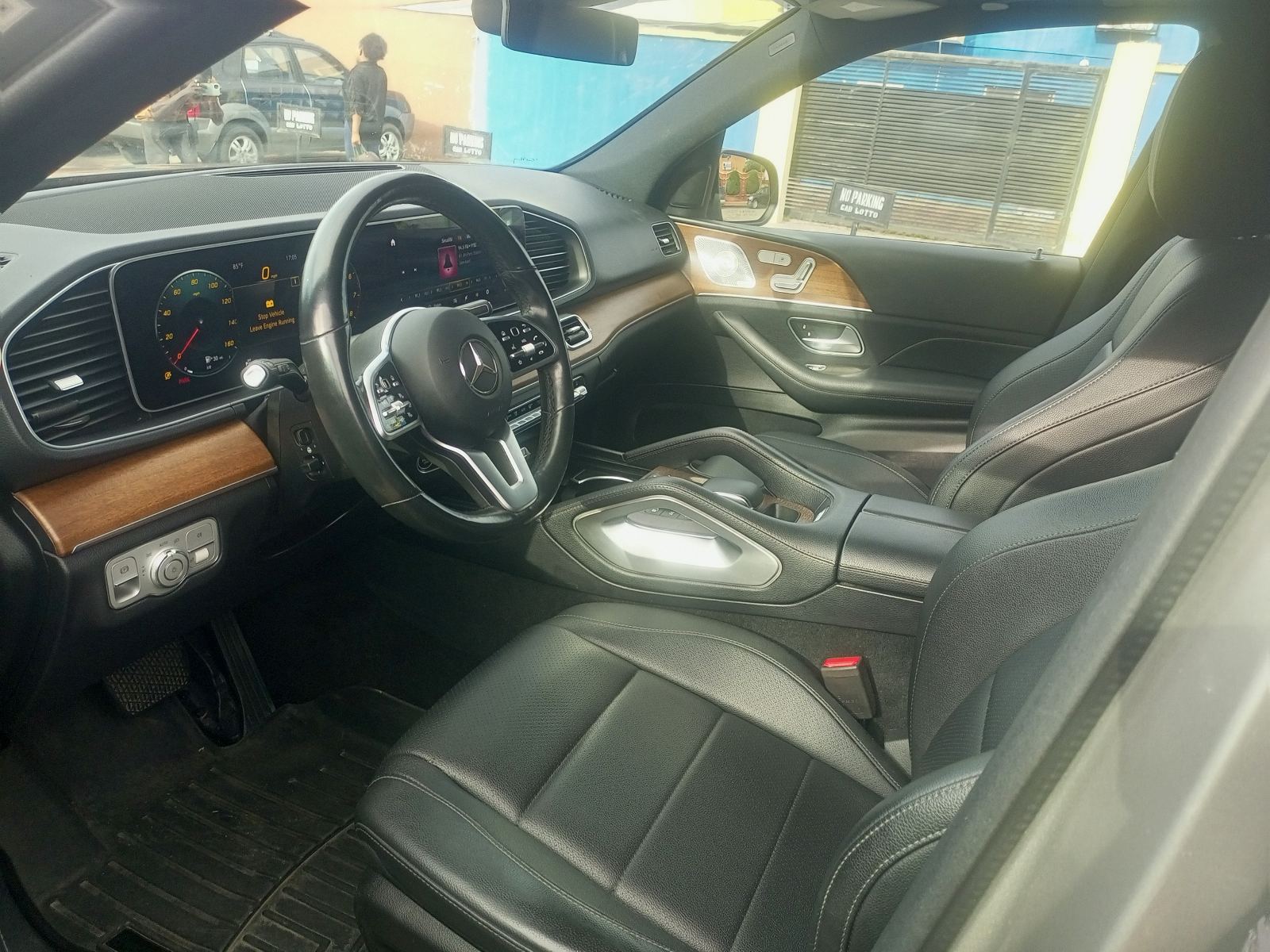 Mercedes-Benz GLE SUV, Silver with Alloy Wheels GLE-Class