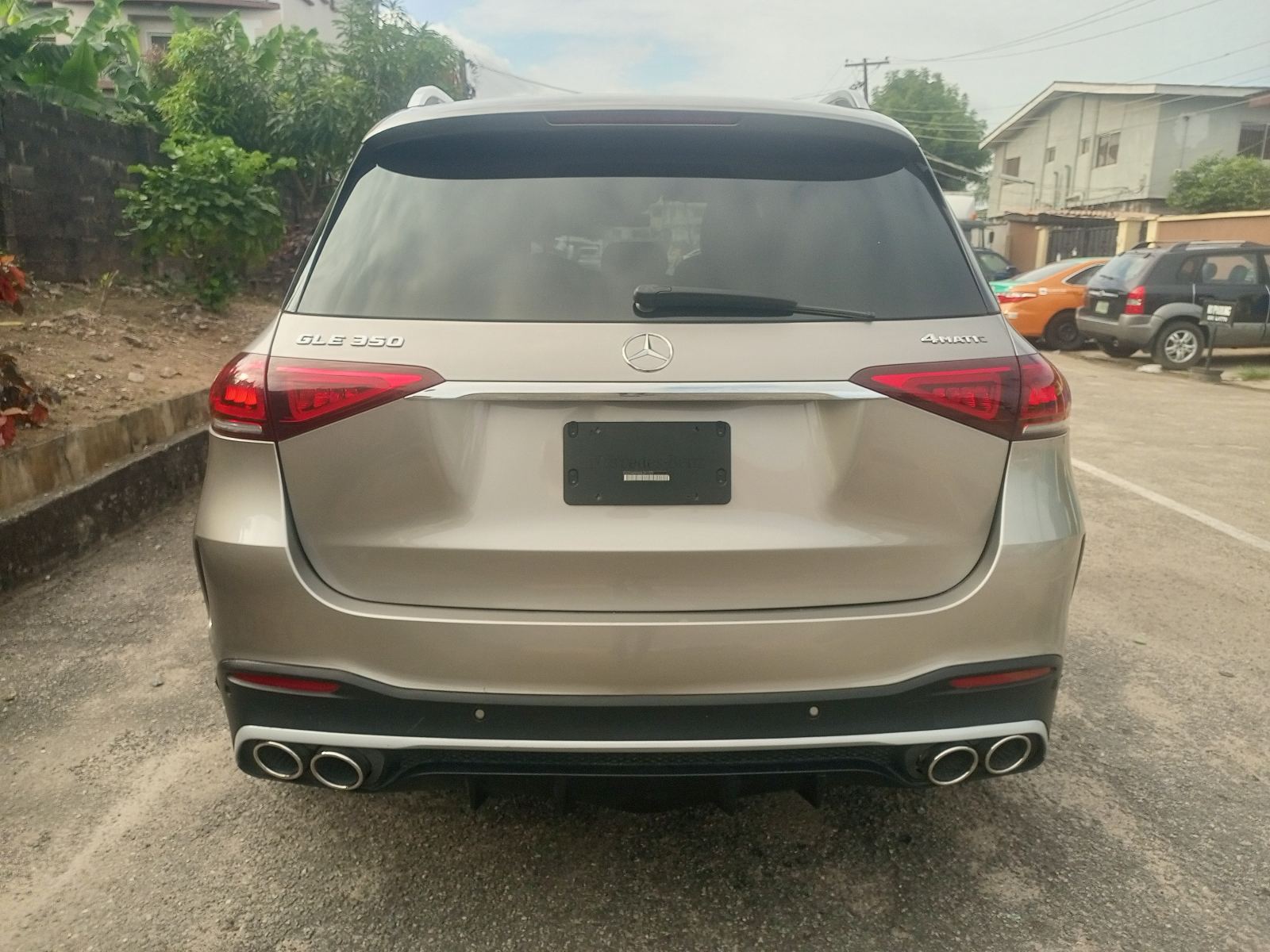 Mercedes-Benz GLE SUV, Silver with Alloy Wheels GLE-Class
