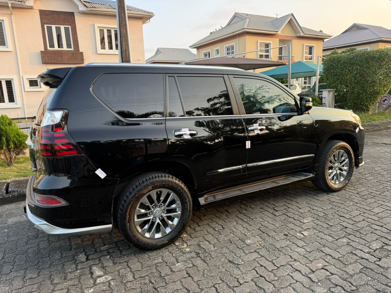 Foreign used 2018 GX460