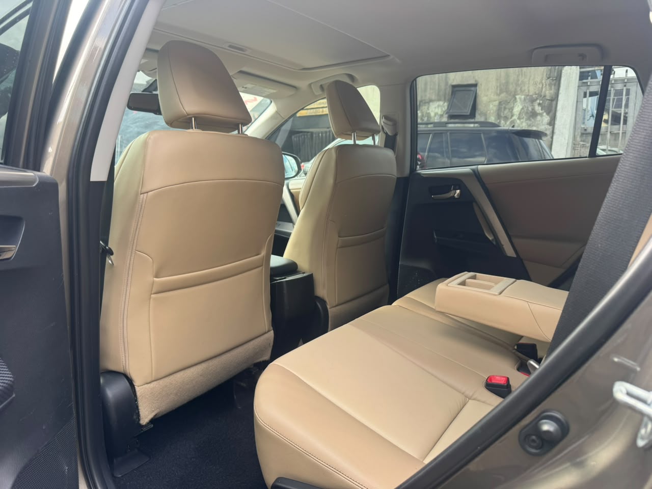Toyota RAV4 SUV, Brown — photo 3