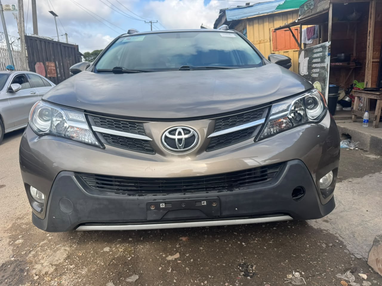 Toyota RAV4 SUV, Brown — photo 4