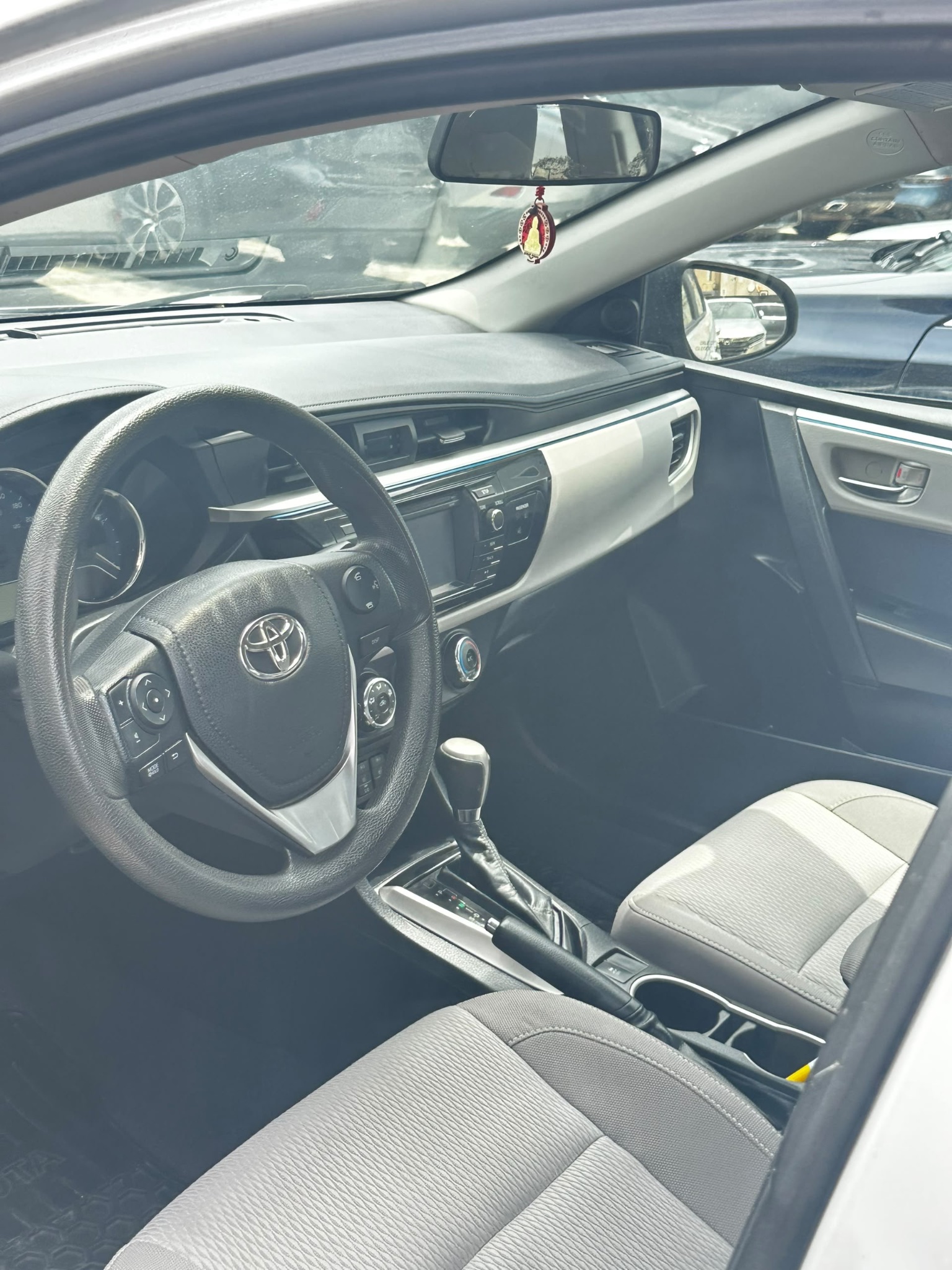 2014 Toyota Corolla Silver Sedan