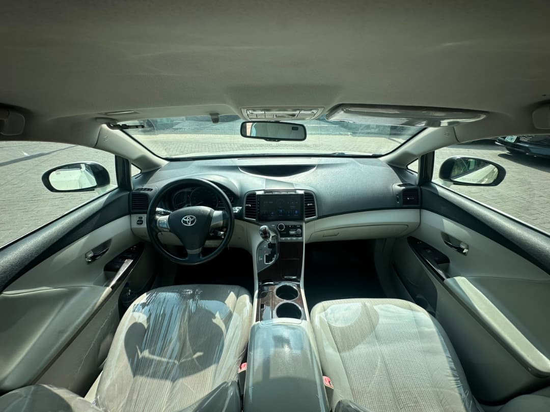 Toyota Venza White SUV for Sale